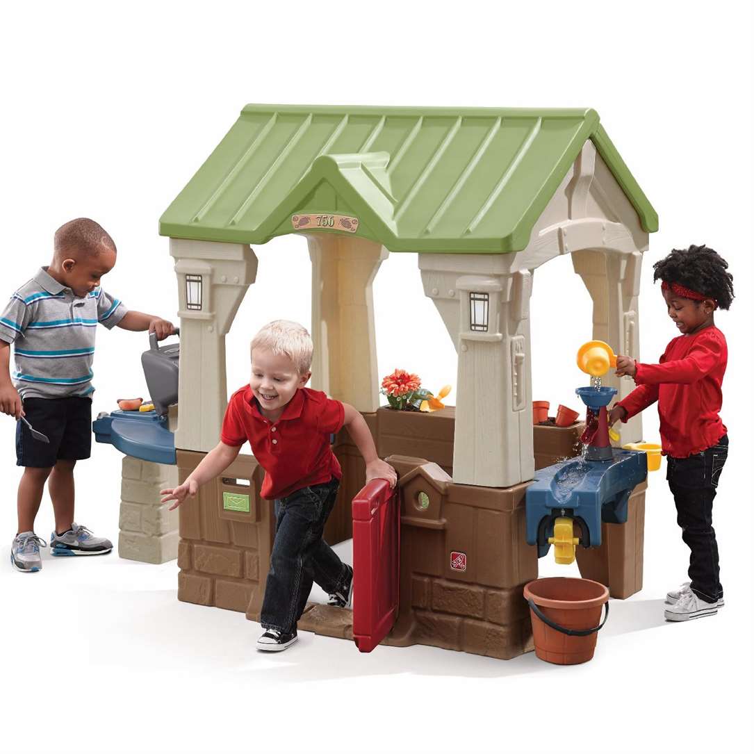 GREAT OUTDOOR PLAY HOUSE