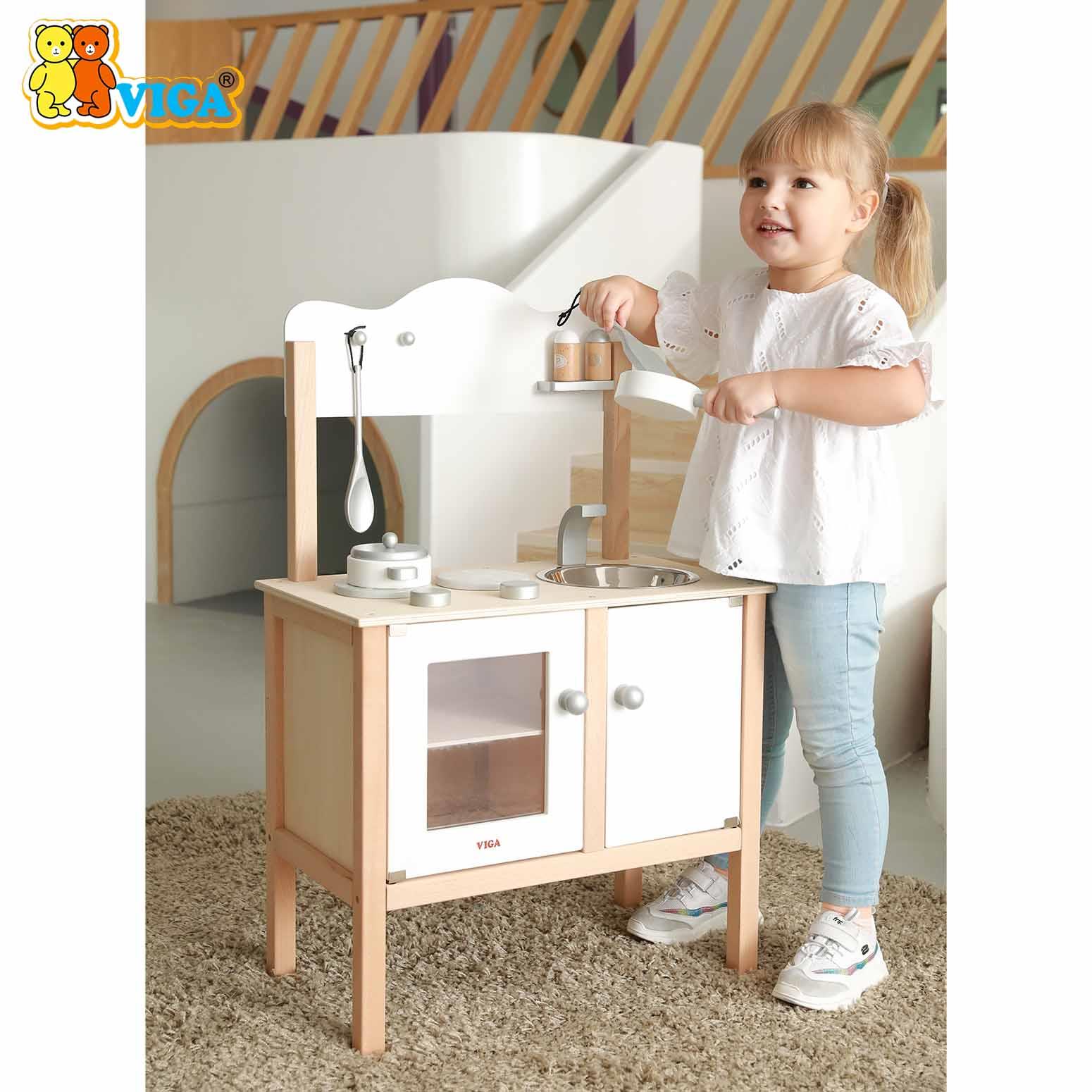 Noble Kitchen with Accessories